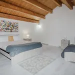 Апартаменты Lo Stagnone By Quokka 360 - In Front Of Marsala's Salt Pans